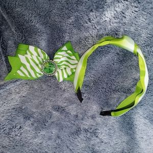 Super cute bow and bear bundle